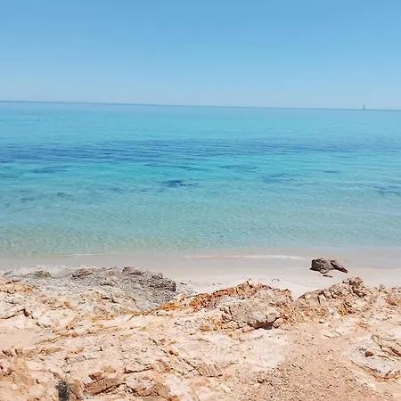 Casa - Pinus Village Casa Margherita A Pula-chia - A 350 M A Piedi Dalla Piu Vicina, A 5 Minuti In Auto Dalle Spiagge Di Chia Ed A 15 Minuti In Auto Dalla Splendida Di Tuerredda Σπίτι διακοπών *