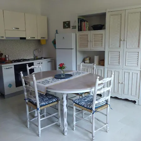 Casa - Pinus Village Casa Margherita A Pula-chia - A 350 M A Piedi Dalla Piu Vicina, A 5 Minuti In Auto Dalle Spiagge Di Chia Ed A 15 Minuti In Auto Dalla Splendida Di Tuerredda Сasa de vacaciones
