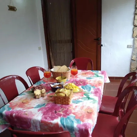 別荘 Casa - Pinus Village Casa Margherita A Pula-chia - A 350 M A Piedi Dalla Piu Vicina, A 5 Minuti In Auto Dalle Spiagge Di Chia Ed A 15 Minuti In Auto Dalla Splendida Di Tuerredda