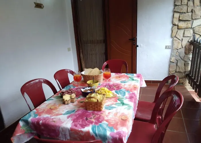 度假居 Casa - Pinus Village Casa Margherita A Pula-chia - A 350 M A Piedi Dalla Piu Vicina, A 5 Minuti In Auto Dalle Spiagge Di Chia Ed A 15 Minuti In Auto Dalla Splendida Di Tuerredda